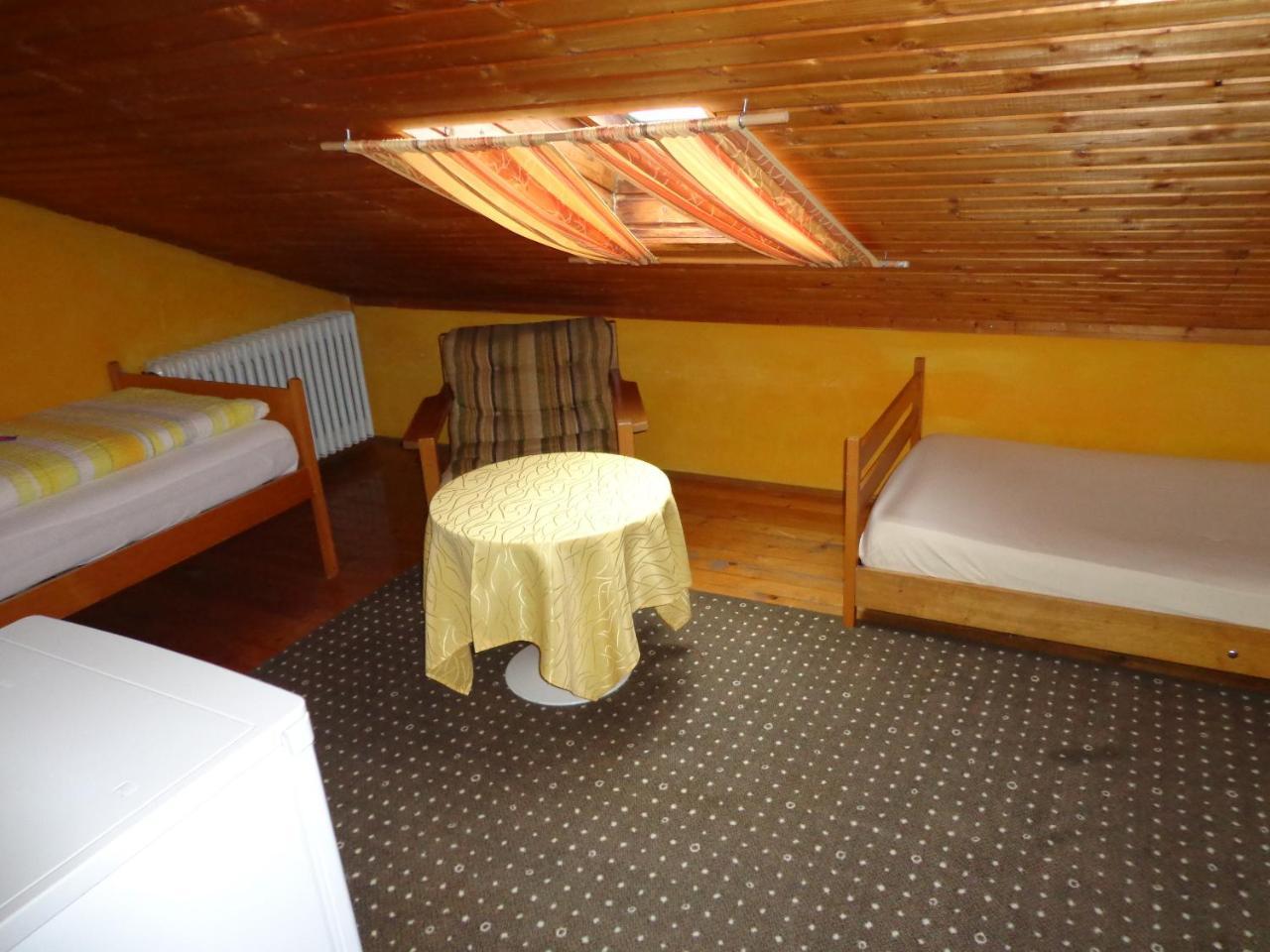 Gasthof - Pension Schamberger Neukirchen beim Heiligen Blut Exterior photo