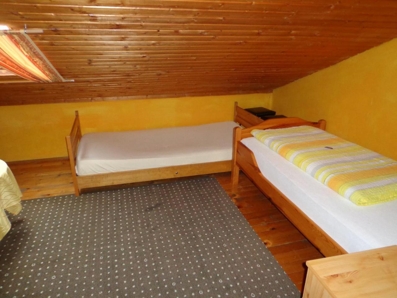 Gasthof - Pension Schamberger Neukirchen beim Heiligen Blut Exterior photo